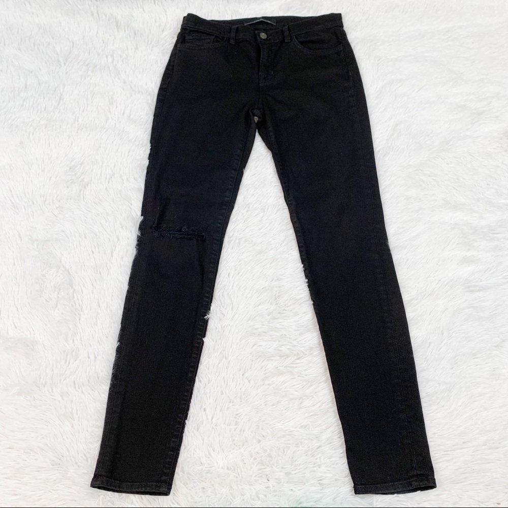 J Brand Black Skinny Leg Jeans in Shadow‎ Des Mid rise distressed at knee